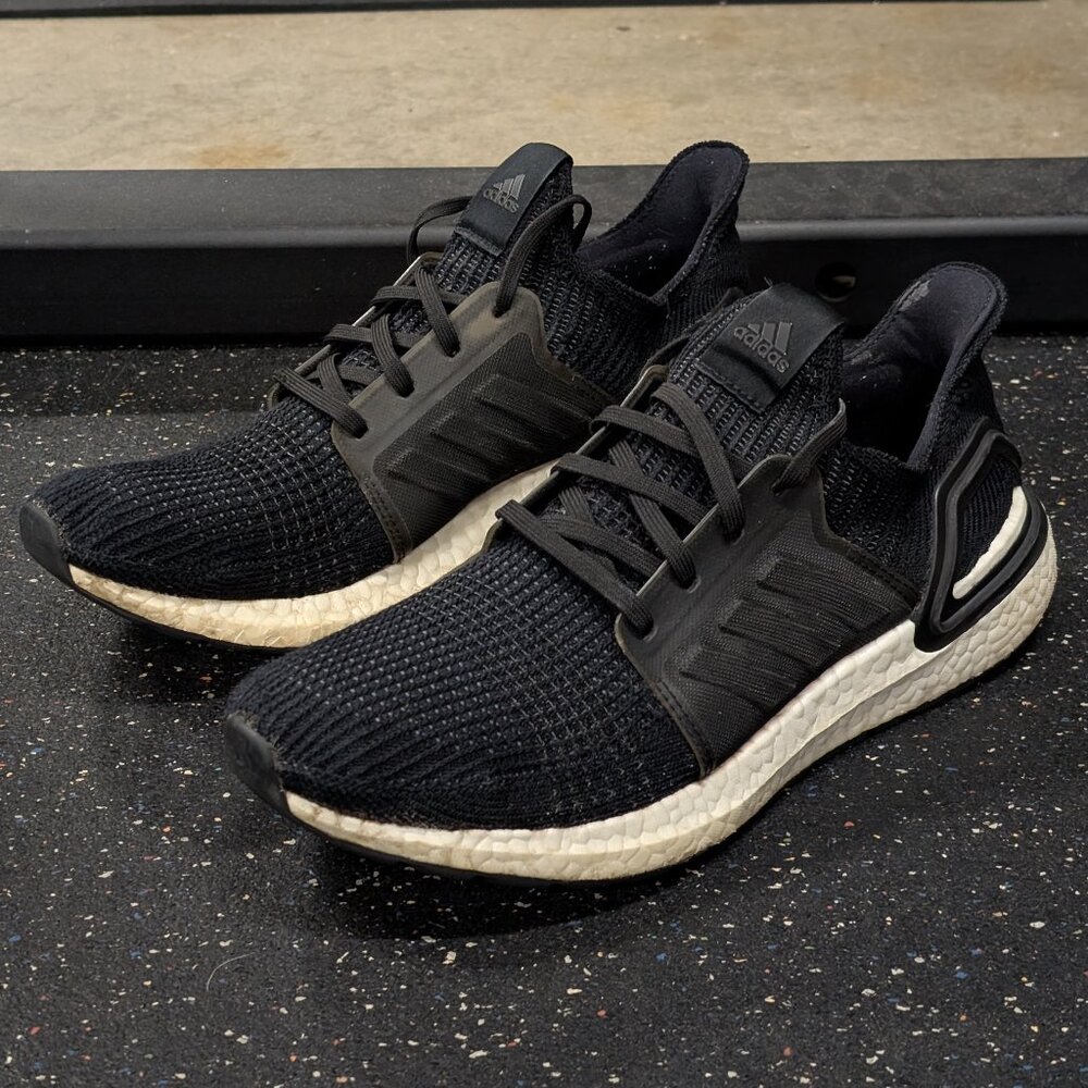 ADIDAS UltraBoost 19 Running Shoes - 10 1/2